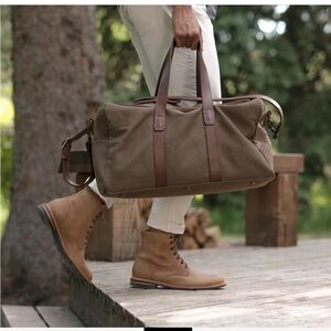 Nisolo Luis Weekender Duffel Bag